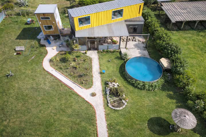 Casa container boutique frente al mar